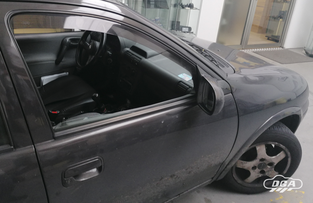 Chuventos OPEL CORSA B , HATCH, SEDAN, 1993 - 2000, 4/5 Portas, Frente, Interior