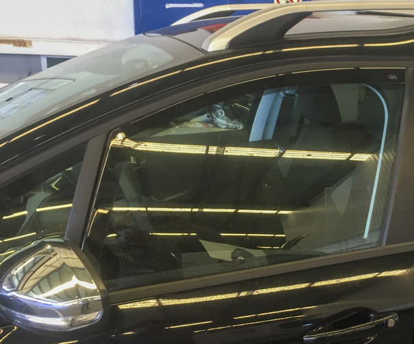 Chuventos PEUGEOT 2008, SUV, 2013 - , 5 Portas, Frente, Interior