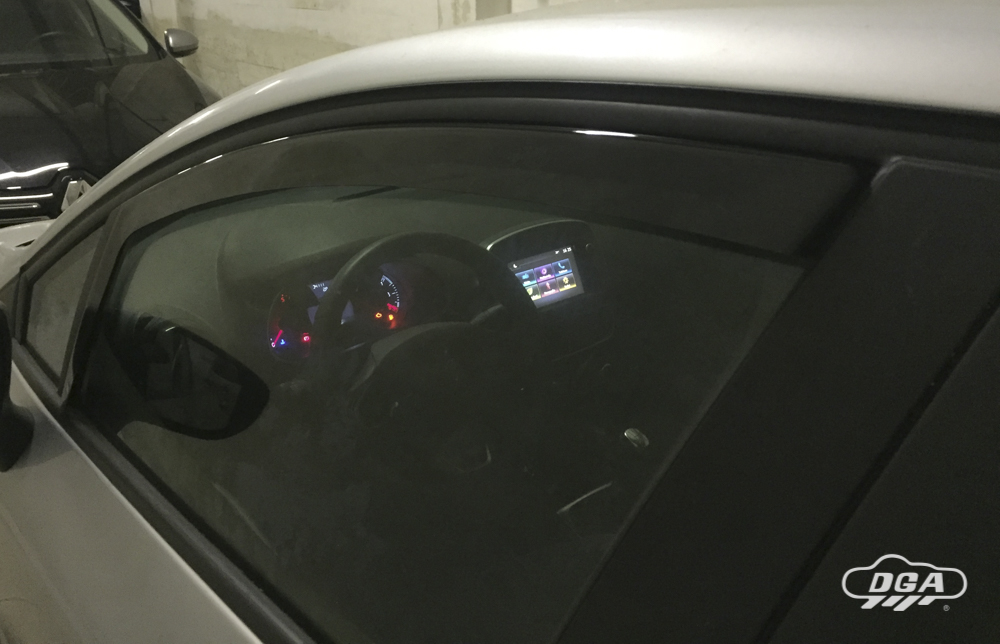 Derivabrisas RENAULT CLIO IV, HATCH, 2013 - 2018, 5 Puertas, Delantera, Interior