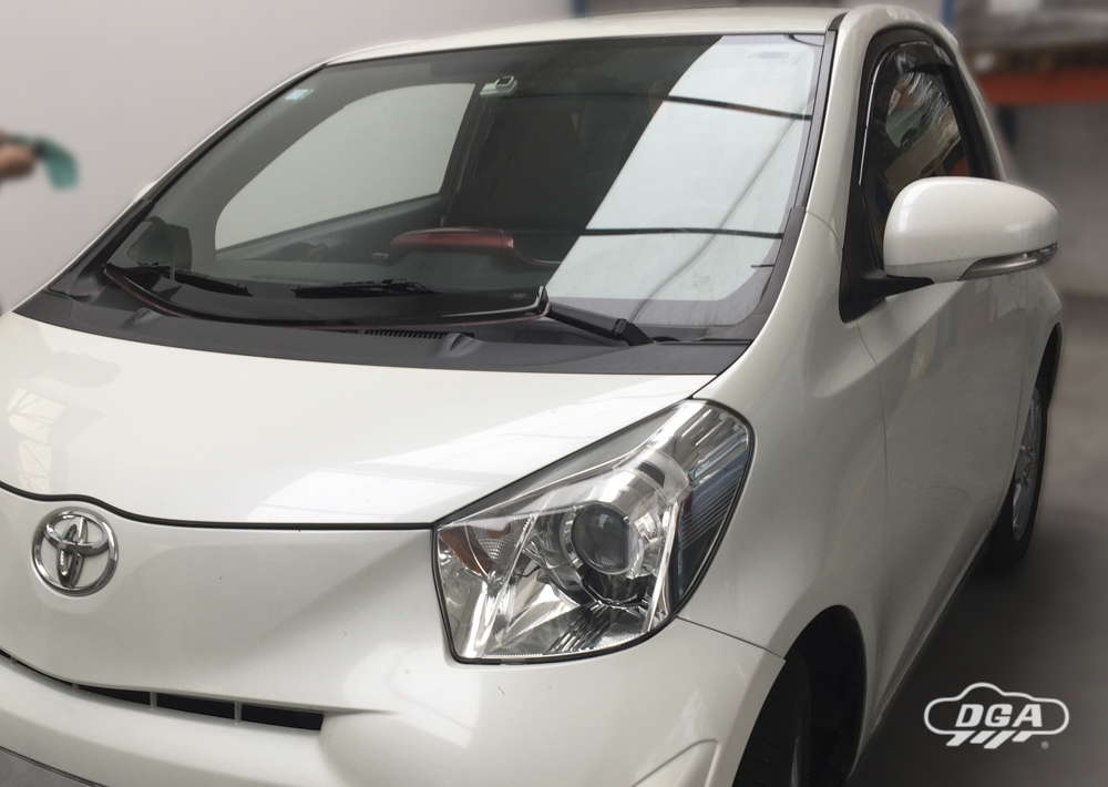 Derivabrisas TOYOTA IQ, HATCH, 2009 - 2014, 3 Puertas, Delantera, Interior