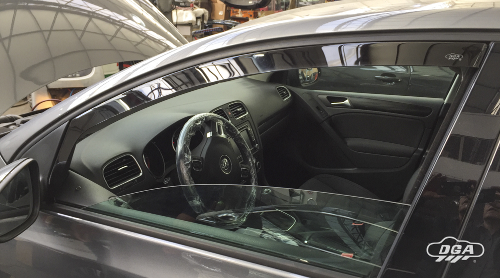 Derivabrisas VW GOLF VII, HATCH, 2013 - 2019, 5 Puertas, Delantera, Interior