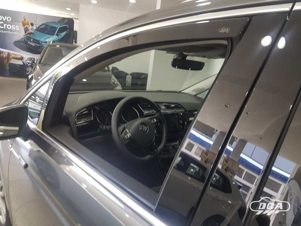 Derivabrisas VW TOURAN II, MPV, 2015 - , 5 Puertas, Delantera, Interior