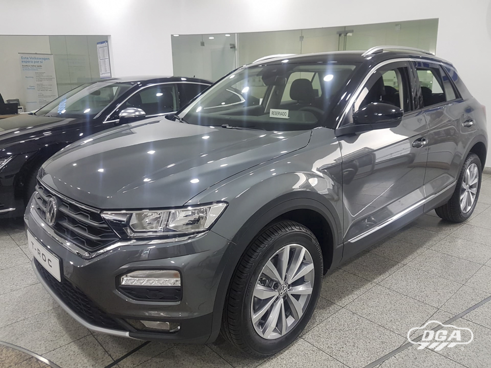 Derivabrisas VW T-ROC, SUV, 2018 - , 5 Puertas, Delantera y Trasera, Interior