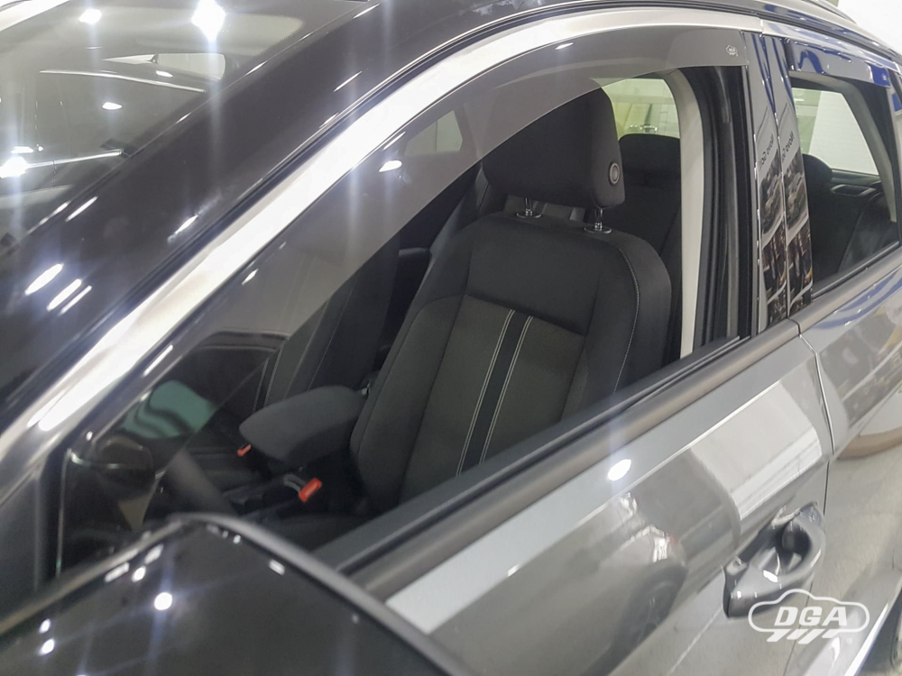 Derivabrisas VW T-ROC, SUV, 2018 - , 5 Puertas, Delantera y Trasera, Interior